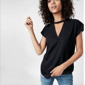 Express Choker Neck Gramercy Tee, Olive Green, Size M